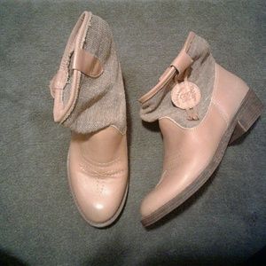 LIKE NEW! Nordstrom "Coolway" Ankle Boot Size 6